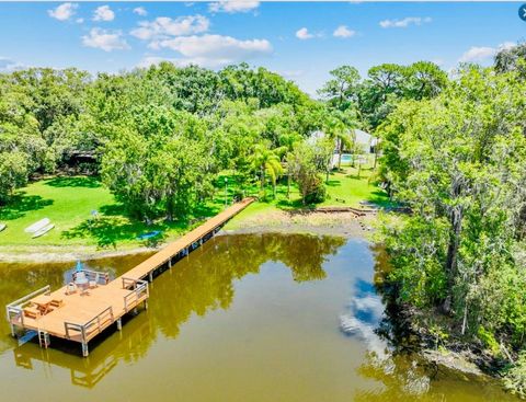 A home in LAND O LAKES