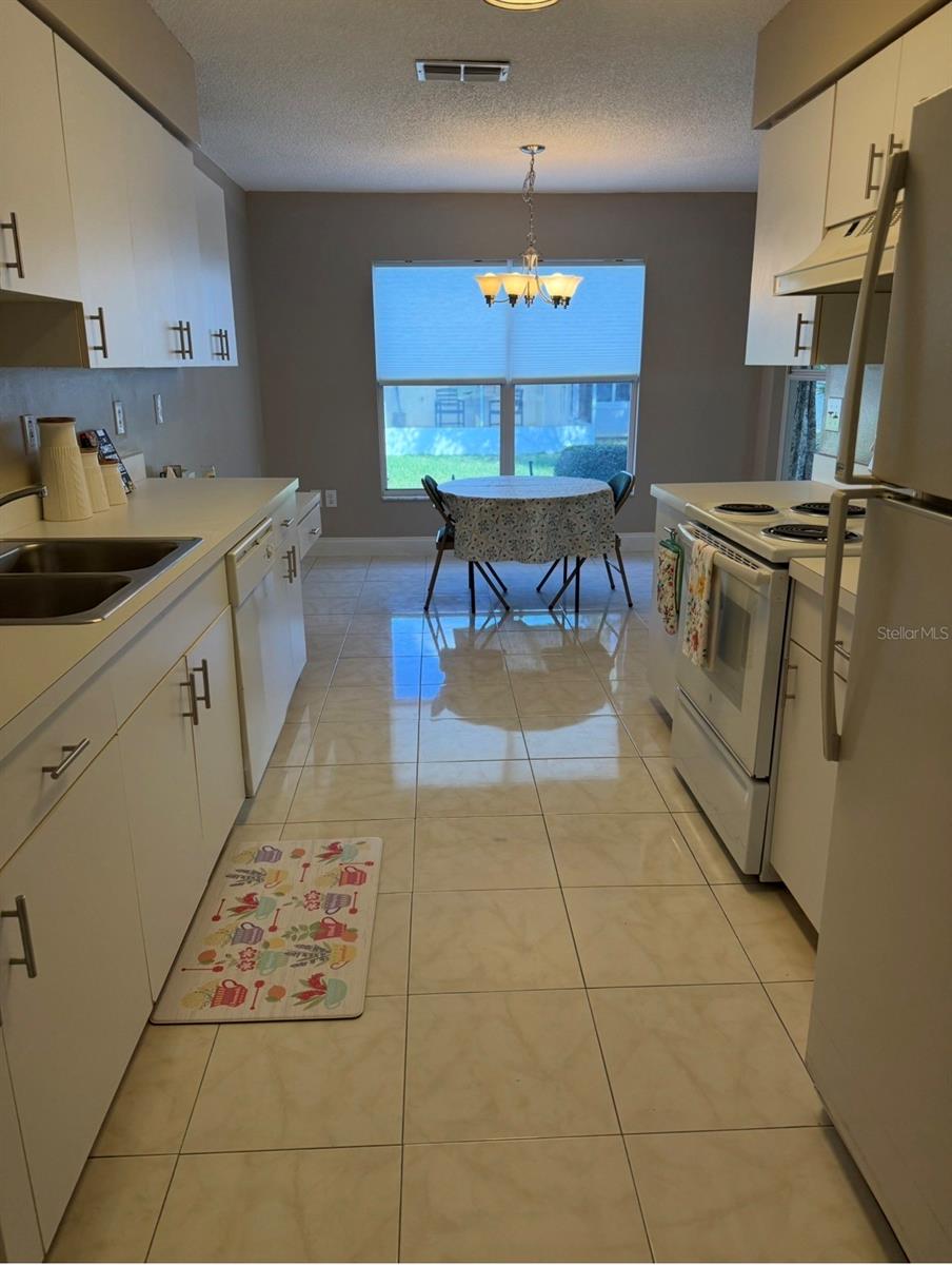 SUN CITY CENTER UNIT 154 - Residential