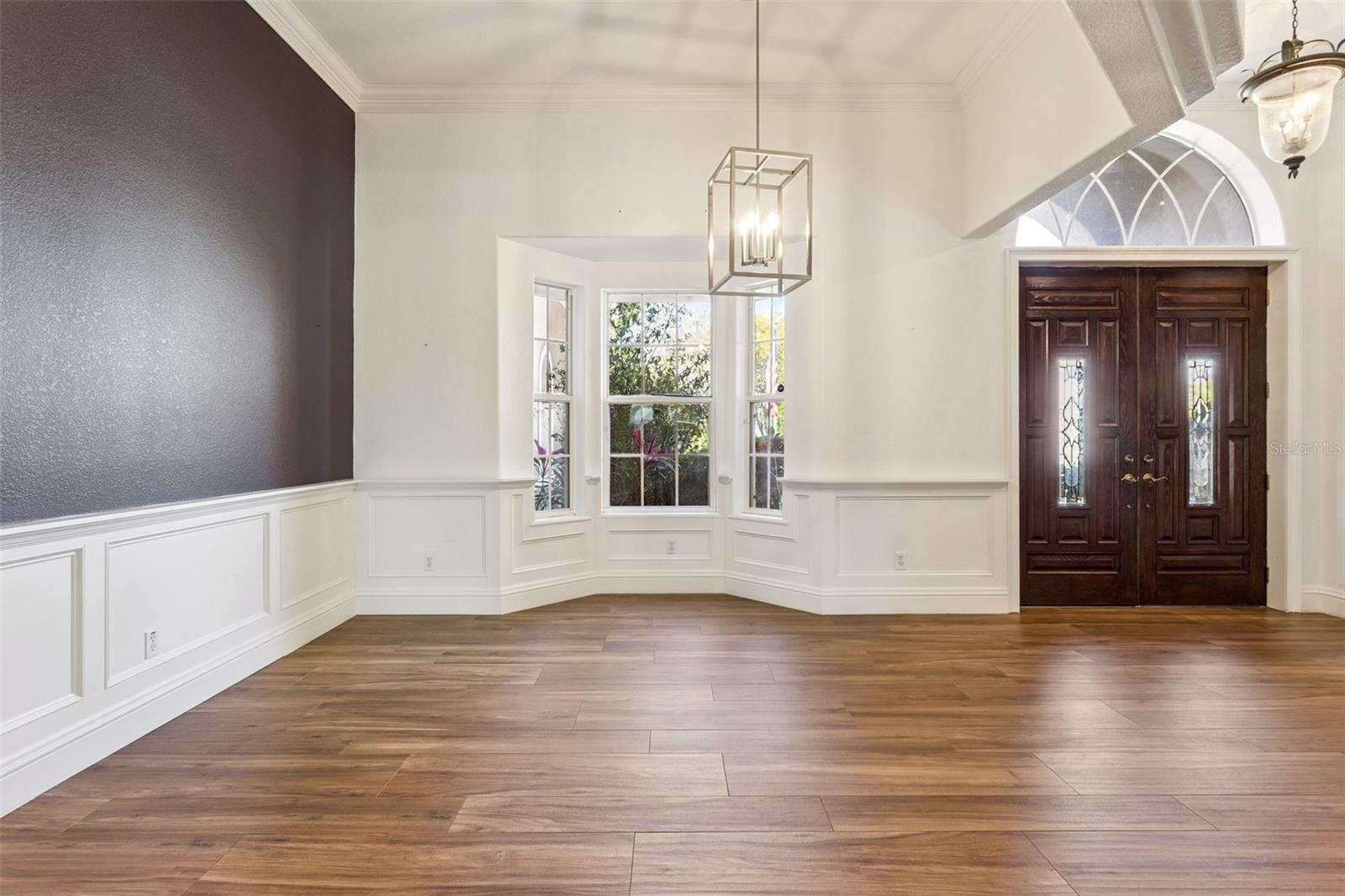 12633 CROWN POINT CIRCLE