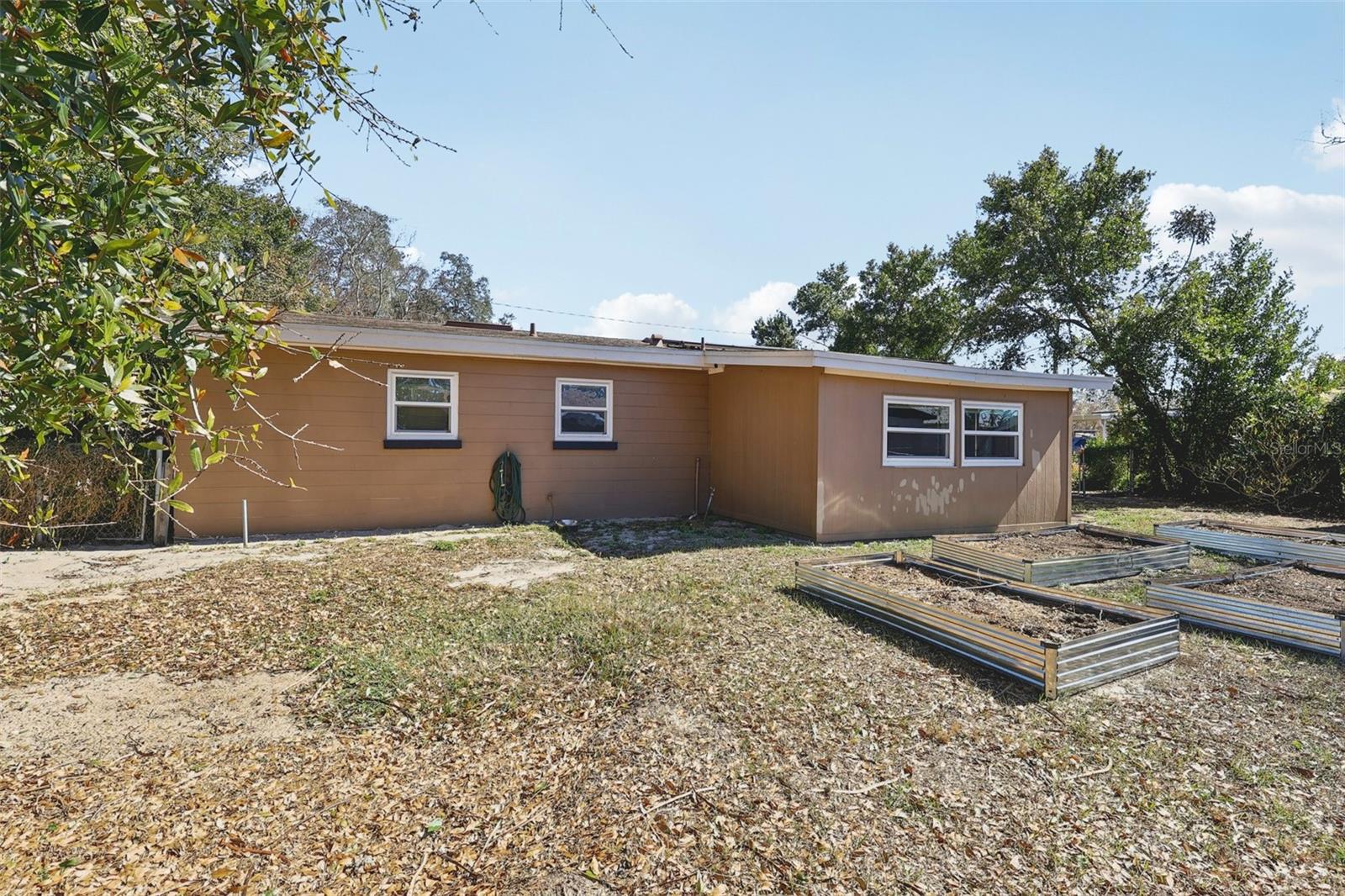 CRESTWOOD - Residential