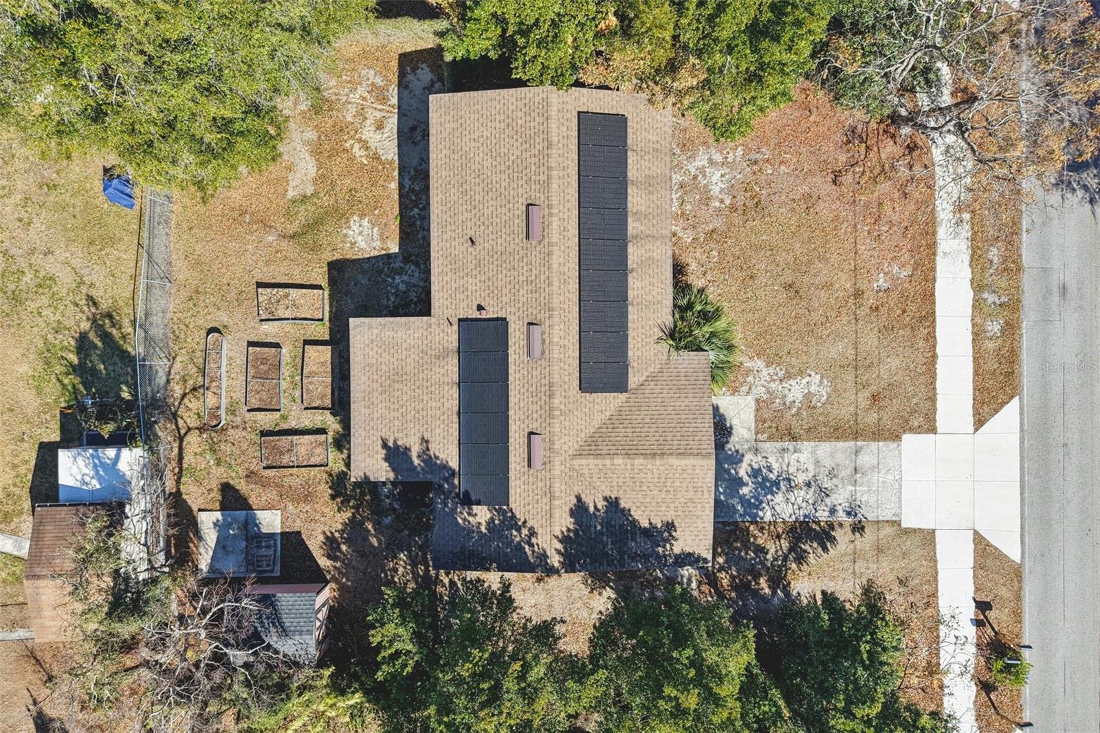 CRESTWOOD - Residential