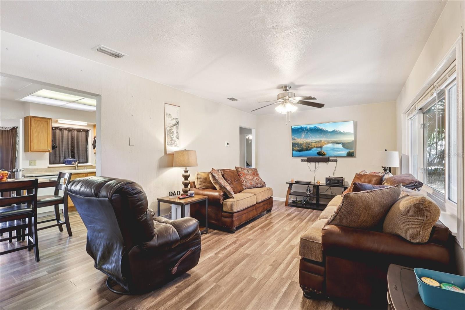 CRESTWOOD - Residential