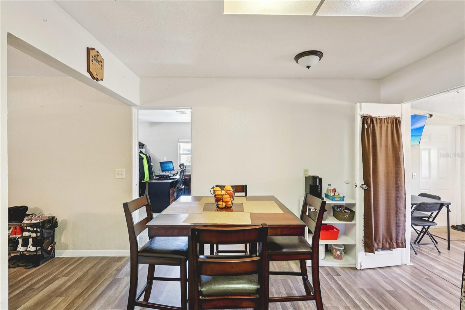 CRESTWOOD - Residential