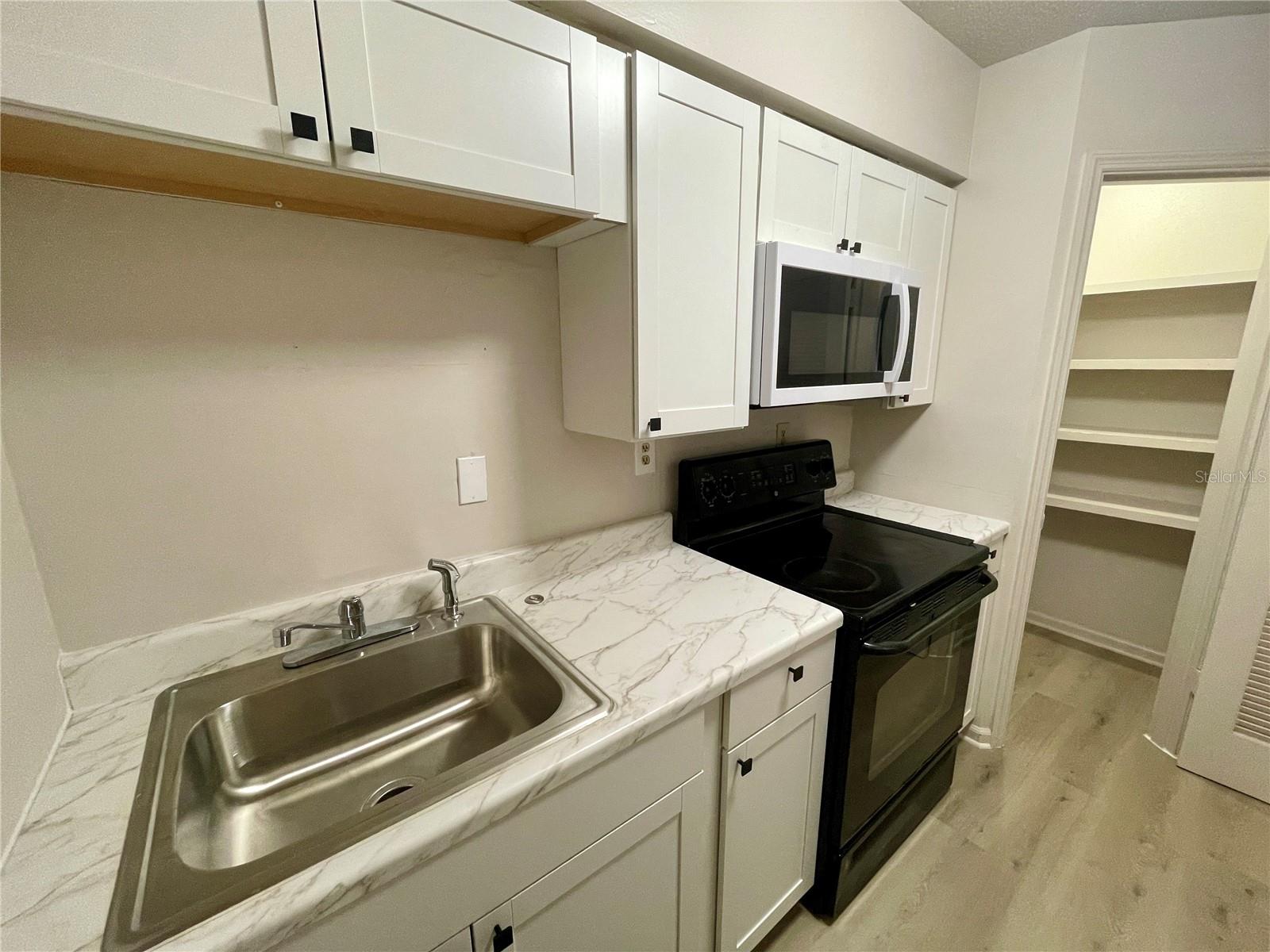CENTRAL CORTEZ PLAZA - Residential Lease