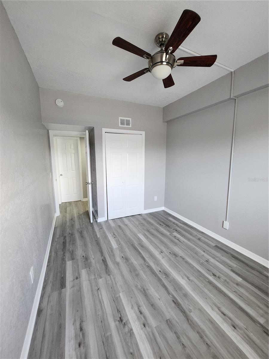 ROYAL RICHEY VILLAGE CONDO 02 - Residential