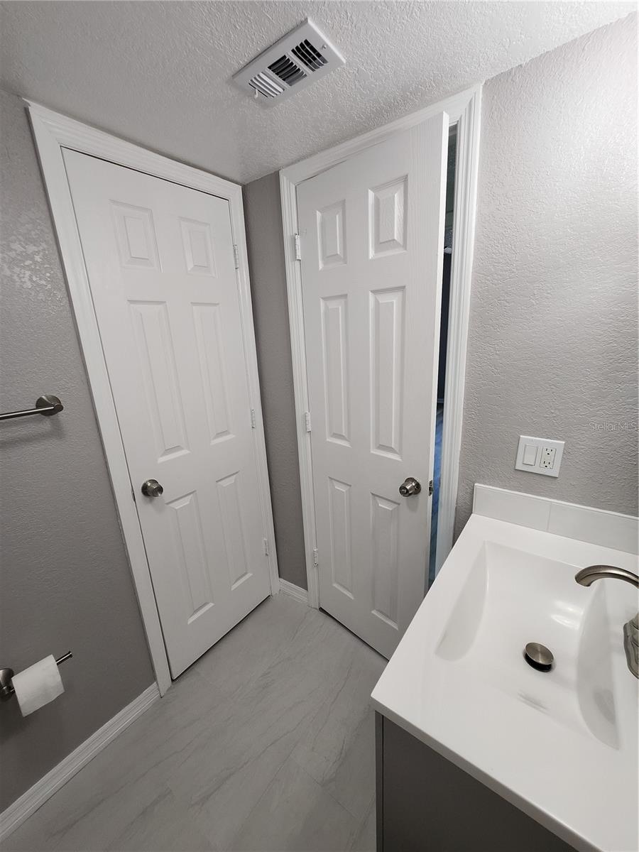 ROYAL RICHEY VILLAGE CONDO 02 - Residential