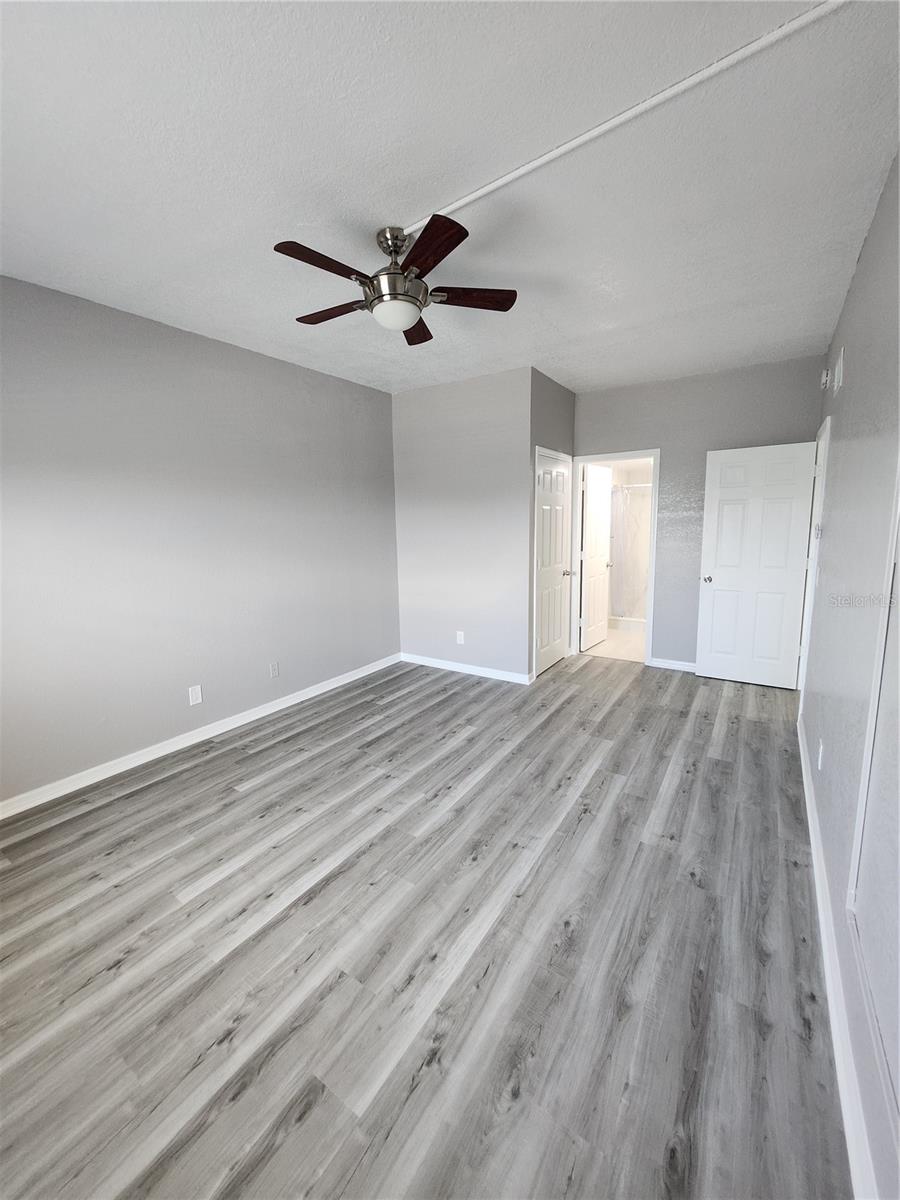 ROYAL RICHEY VILLAGE CONDO 02 - Residential