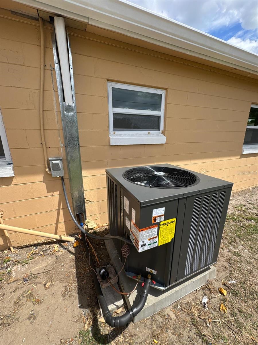 RIO GRANDE TERRACE SECOND ADD W/123 LOT33 BLK A - Residential