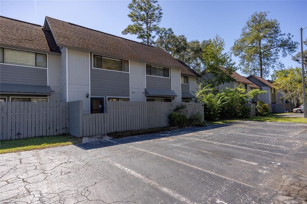 Real estate matching your search 51 Photo of 4413 NW 41st Place, Gainesville, FL 32606 (MLS # GC534919)