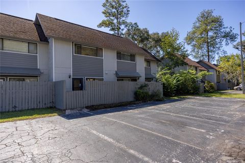 Photo of 4413 NW 41st Place, Gainesville, FL 32606 (MLS # GC534919) Photo of 4413 NW 41st Place, Gainesville, FL 32606 (MLS # GC534919)