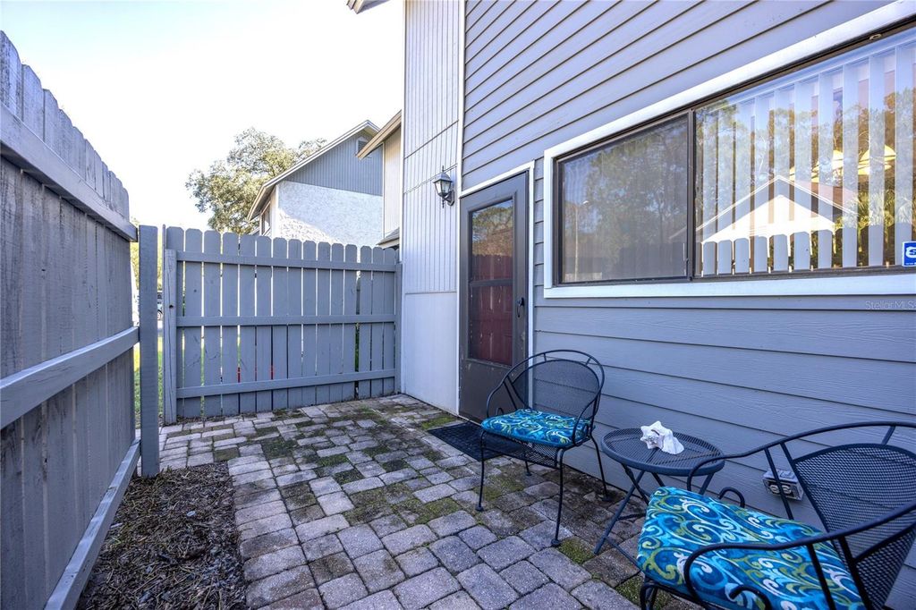 Real estate matching your search 53 Photo of 4413 NW 41st Place, Gainesville, FL 32606 (MLS # GC534919)