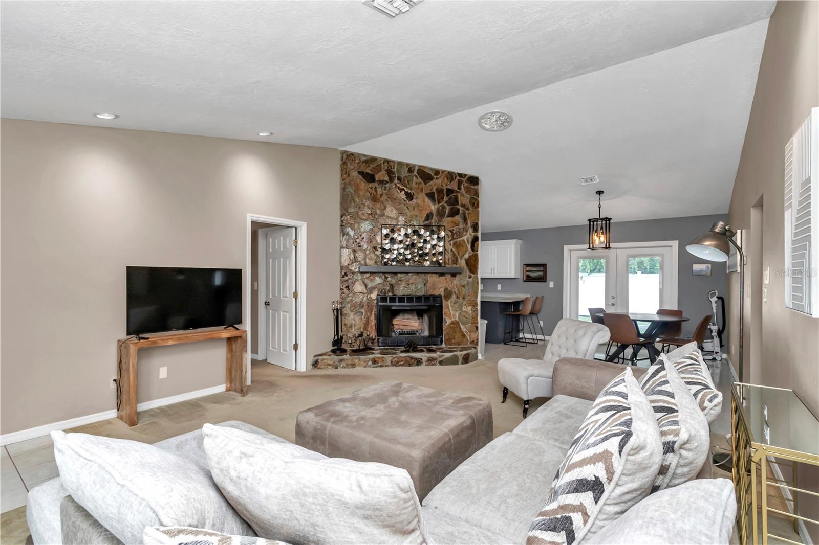 WOODLAND PLACE FIRST ADD - Residential