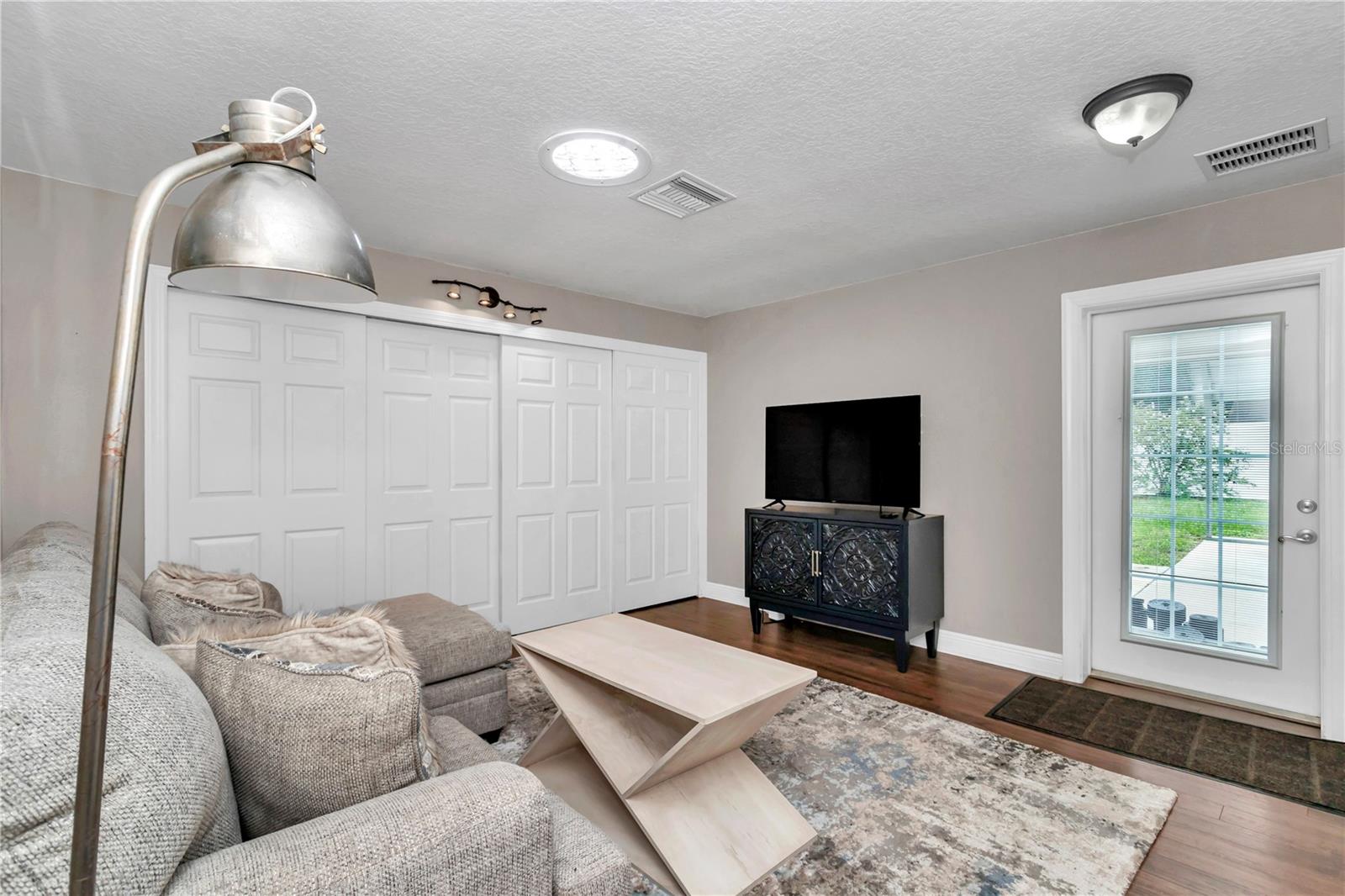 WOODLAND PLACE FIRST ADD - Residential