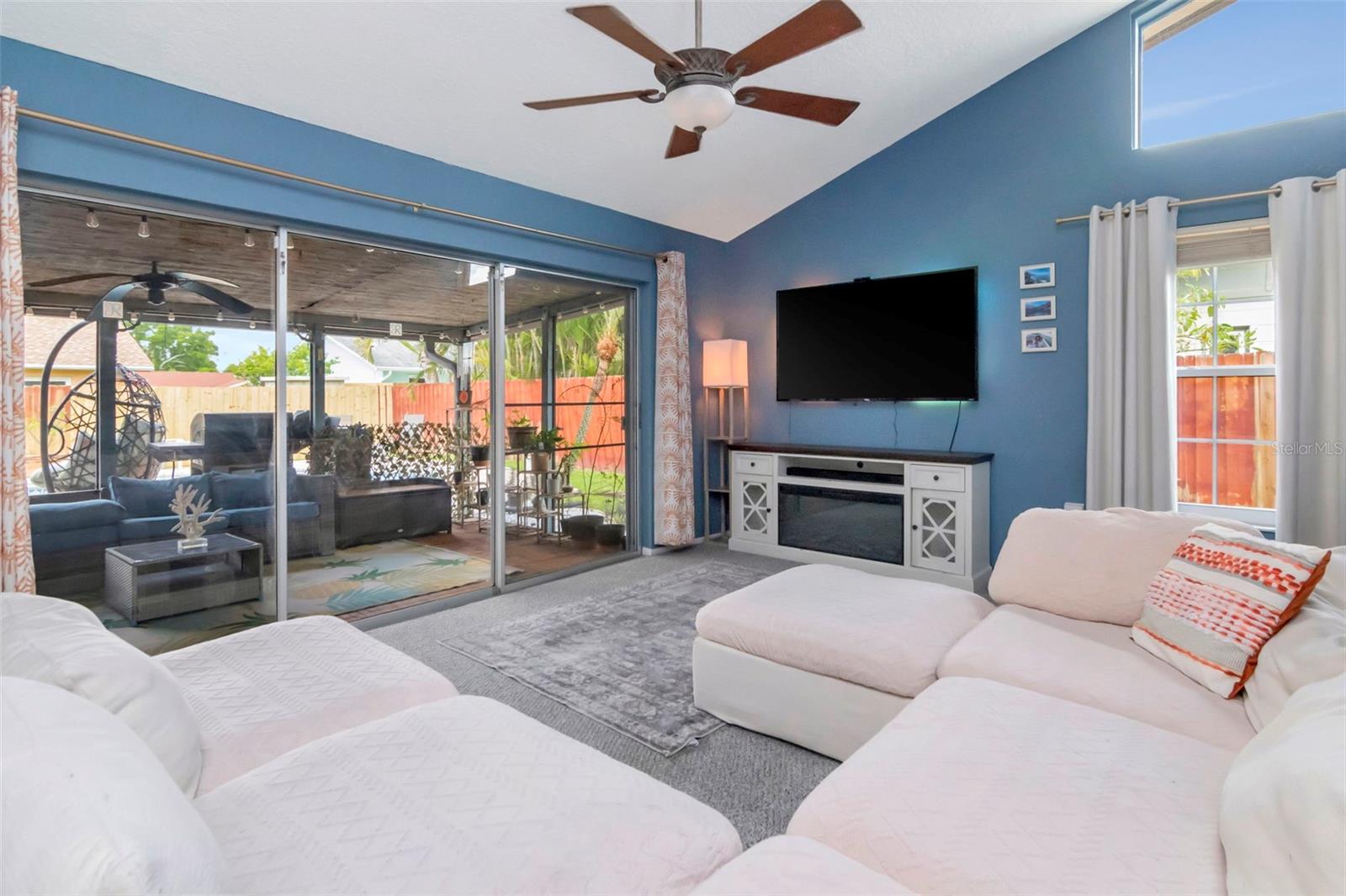 STEPHENSON MANOR UNIT 2 5TH ADD - Residential