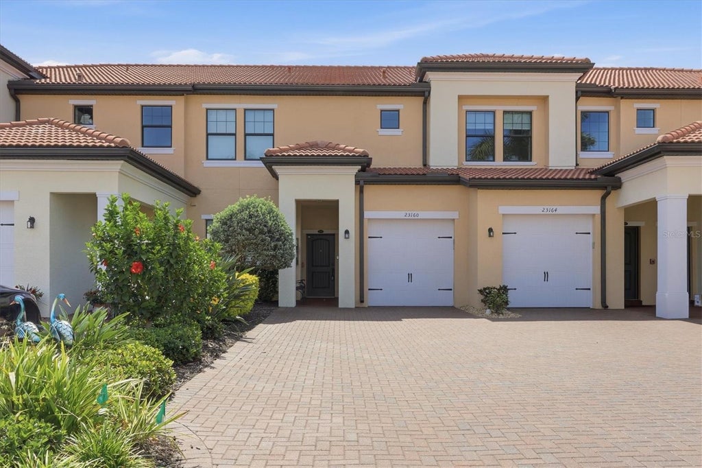 Photo of 23160 Banbury Way #102, Venice, FL 34293 (MLS # N6145651)