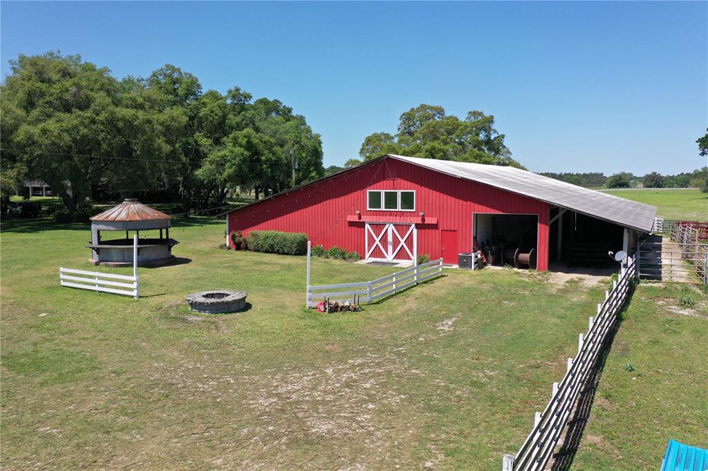 3270 SE COUNTY ROAD 337