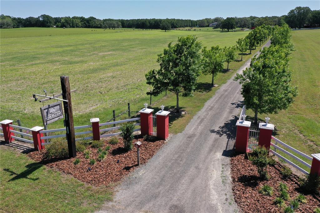 3270 SE COUNTY ROAD 337