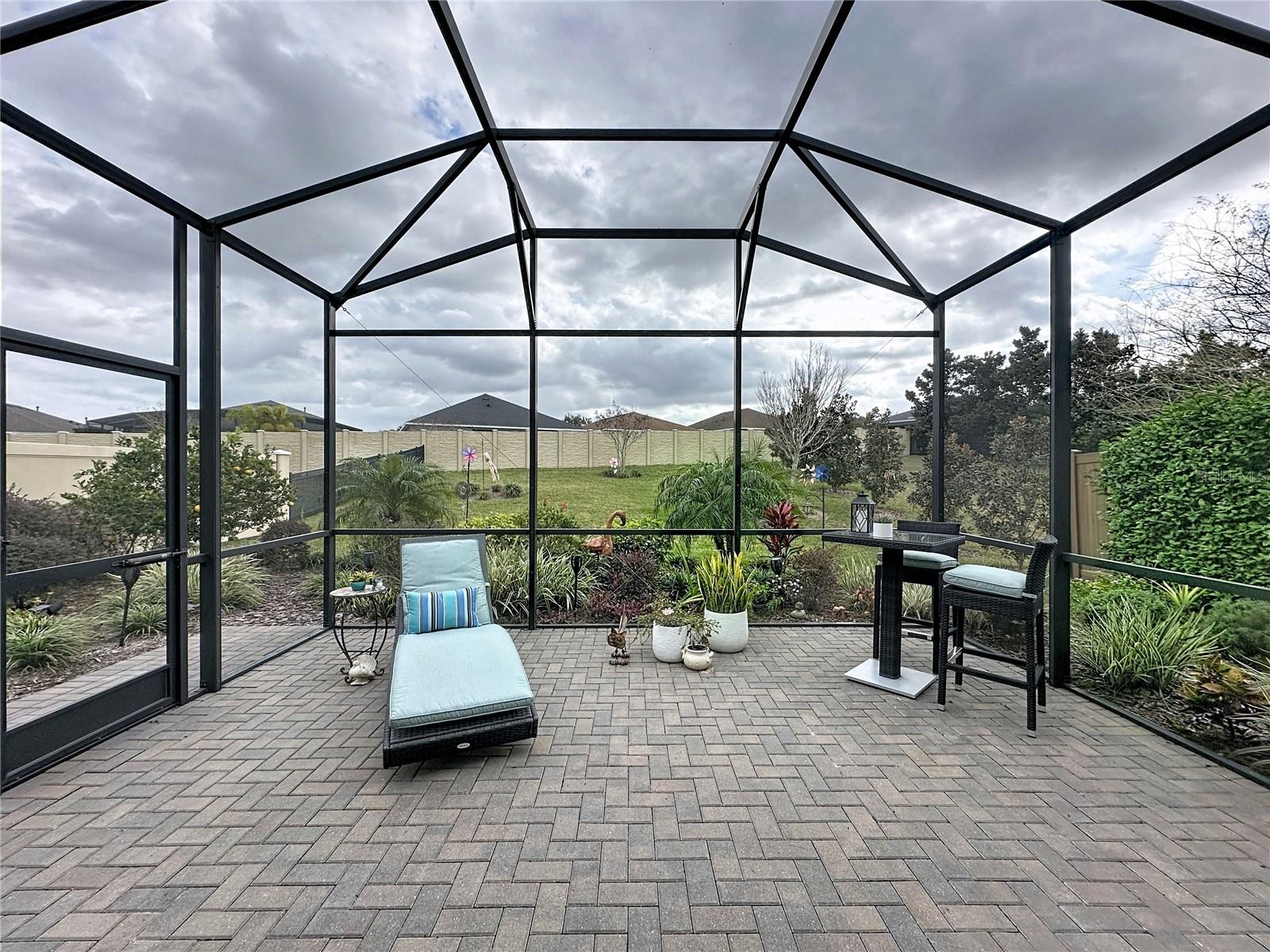 CASCADES/GROVELAND PH 6 - Residential