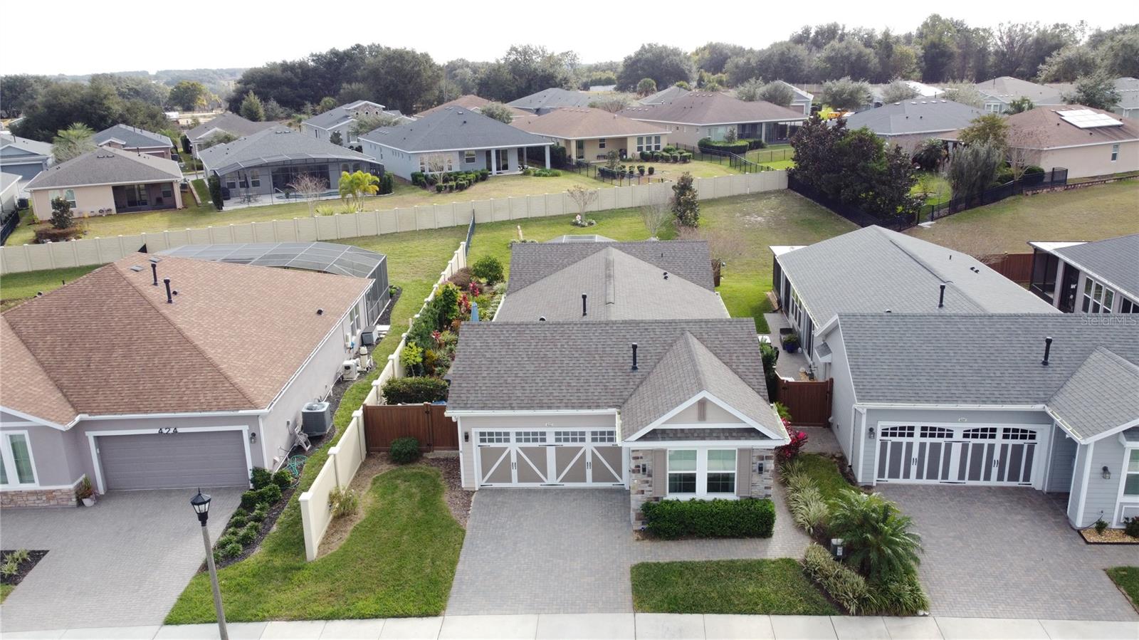 CASCADES/GROVELAND PH 6 - Residential