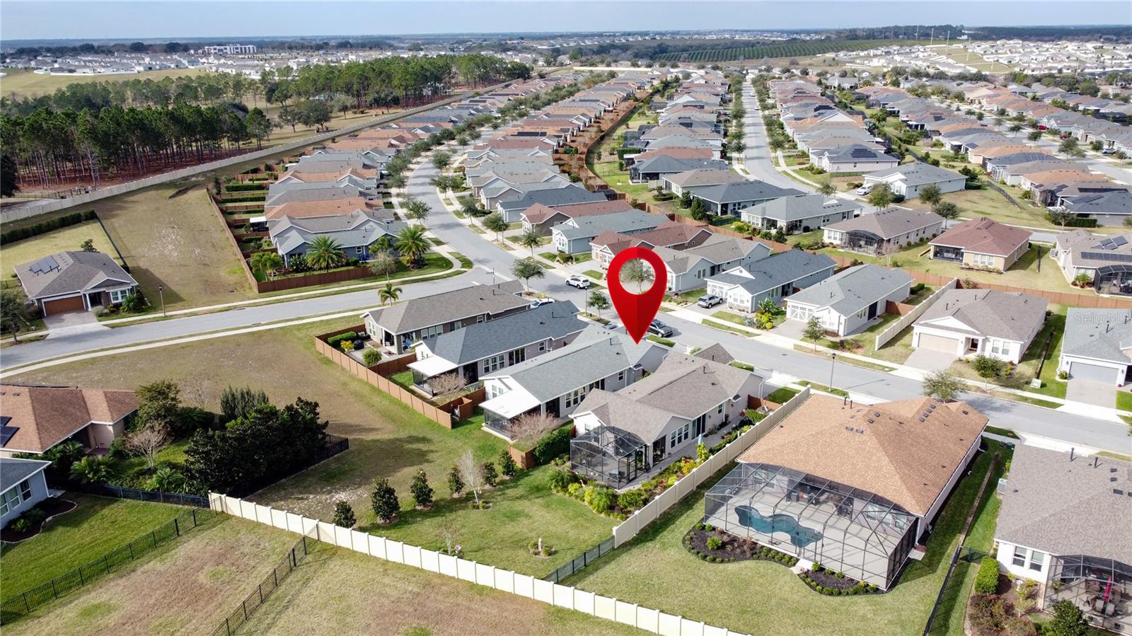 CASCADES/GROVELAND PH 6 - Residential