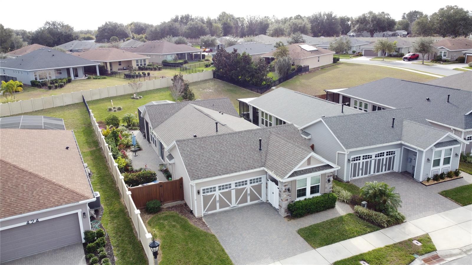 CASCADES/GROVELAND PH 6 - Residential