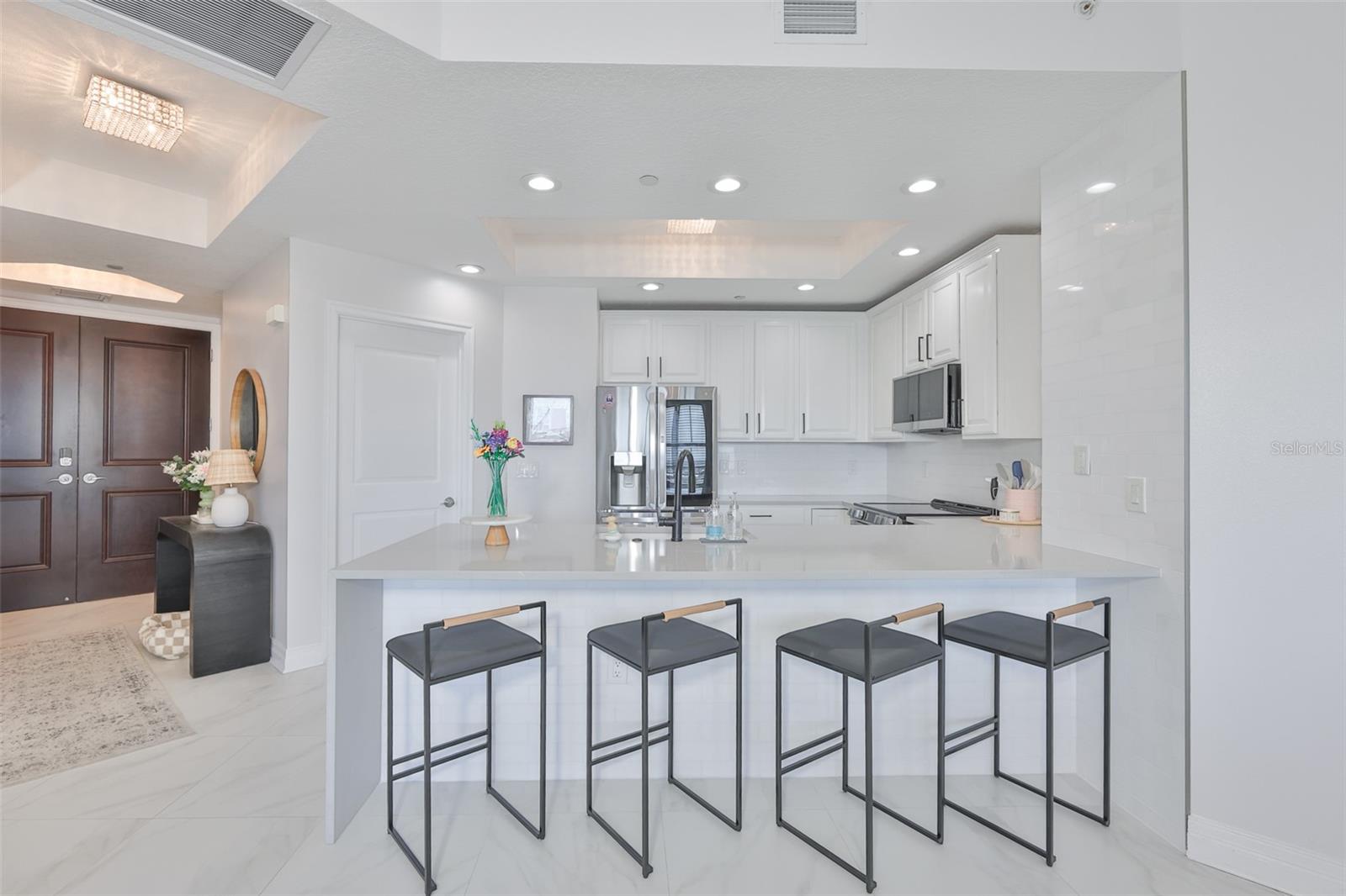 TOWERS OF CHANNELSIDE CONDOMIN - Residential