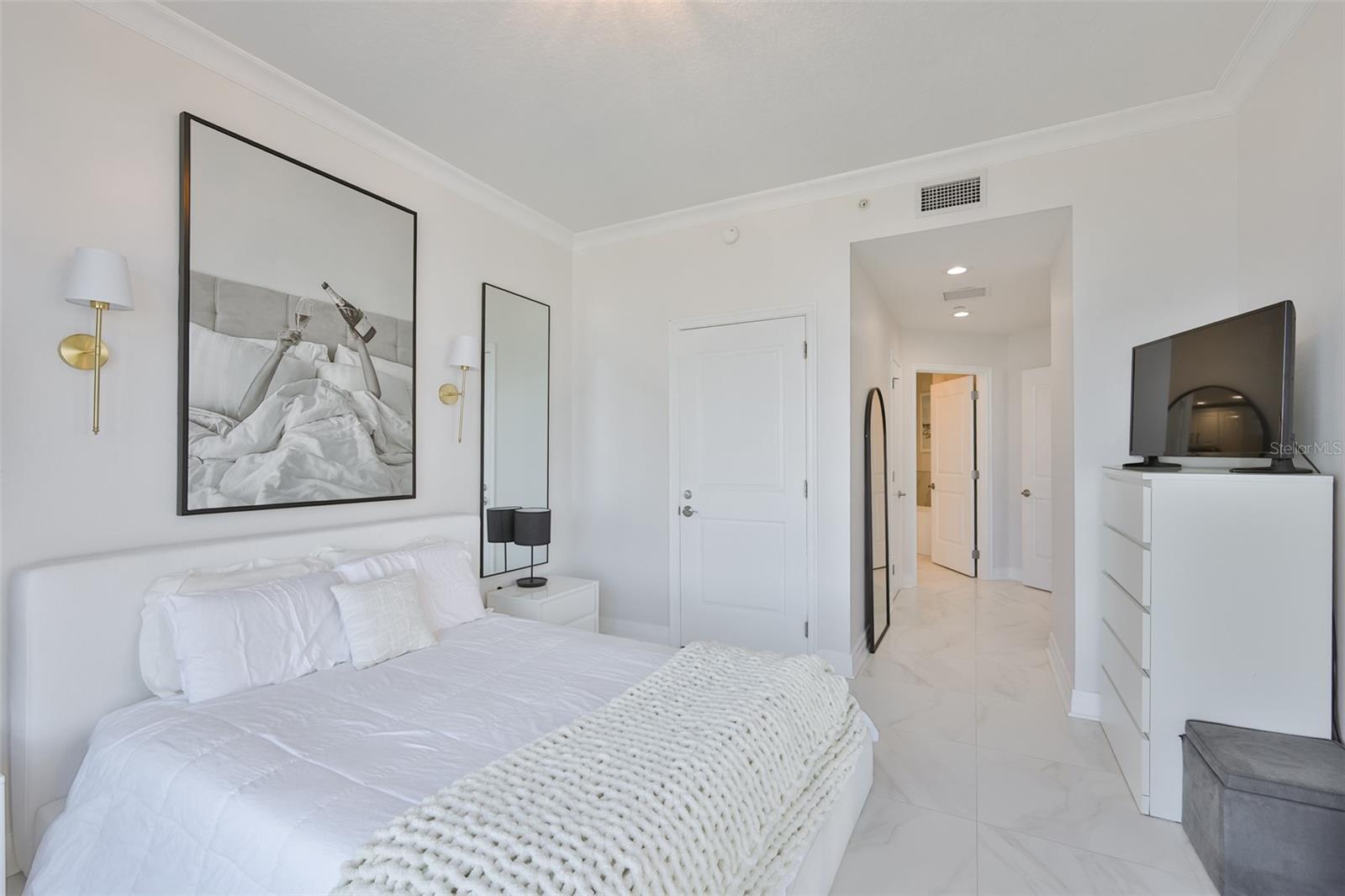 TOWERS OF CHANNELSIDE CONDOMIN - Residential