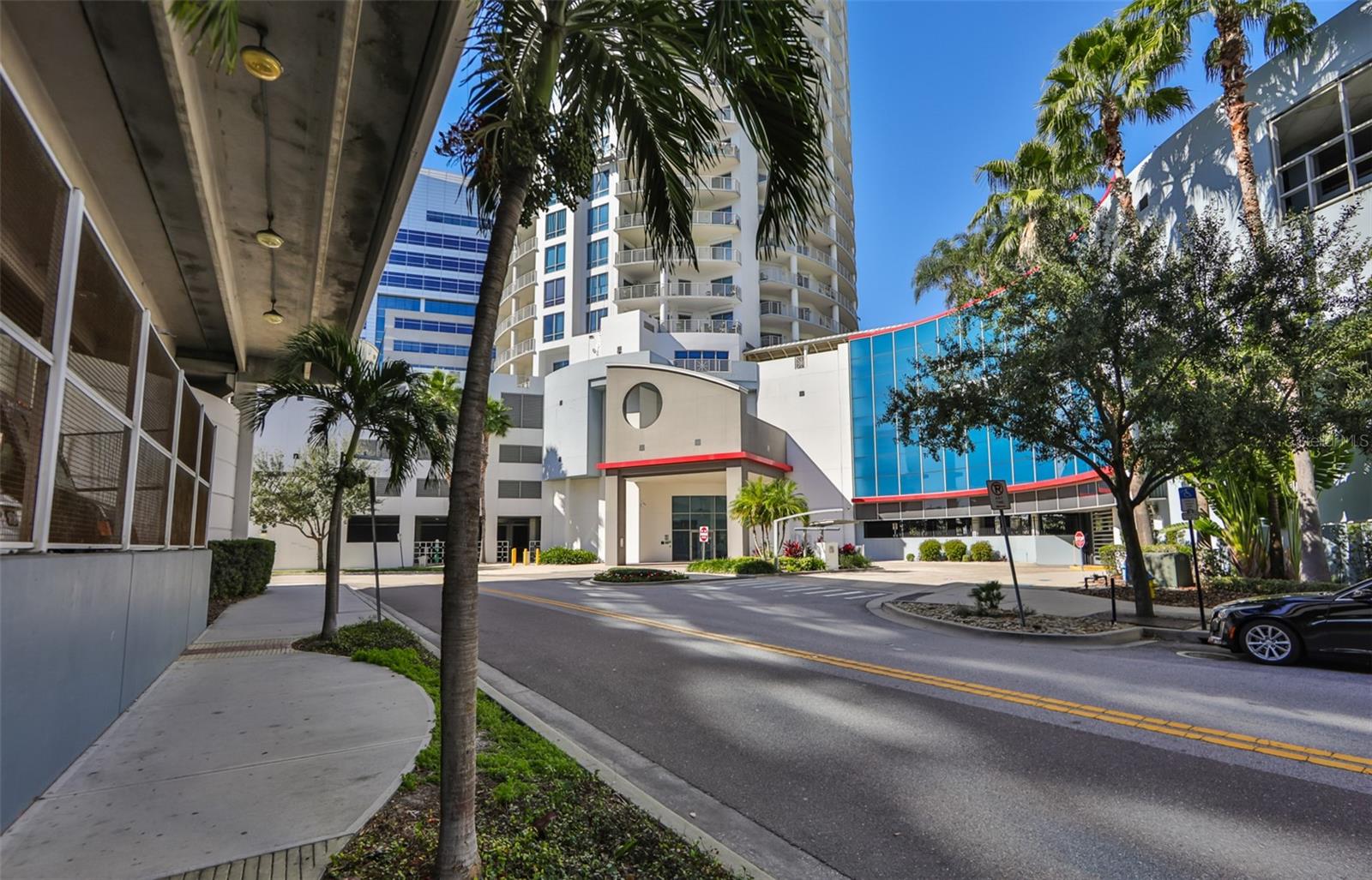 TOWERS OF CHANNELSIDE CONDOMIN - Residential