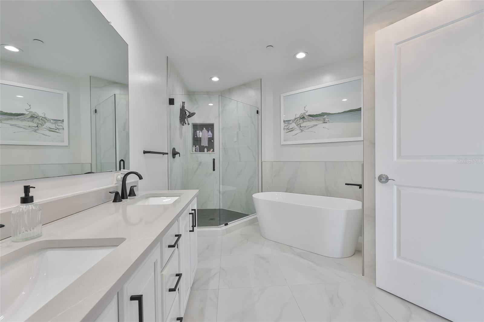 TOWERS OF CHANNELSIDE CONDOMIN - Residential