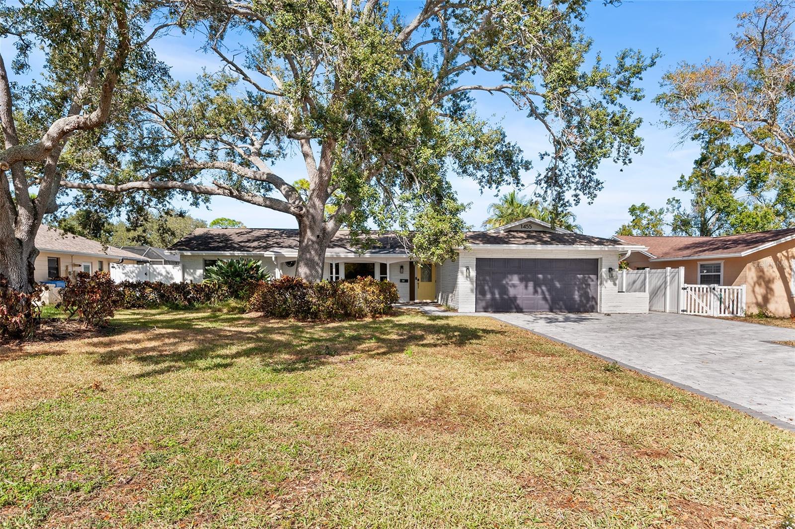 PONDEROSA OF SHORE ACRES - Residential Lease