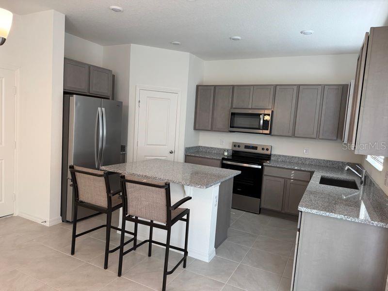 CYPRESS BLUFF PH 1 - Residential Lease