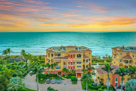 A home in LONGBOAT KEY