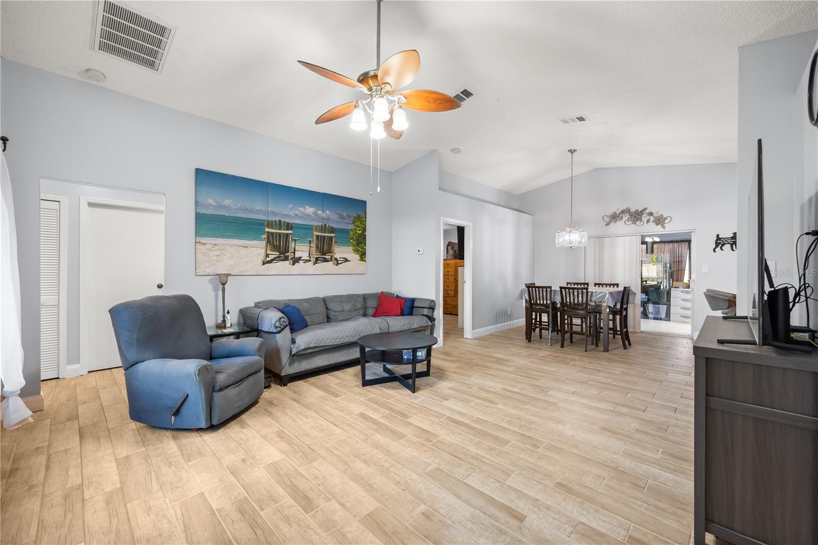 2930 WOOLRIDGE DRIVE