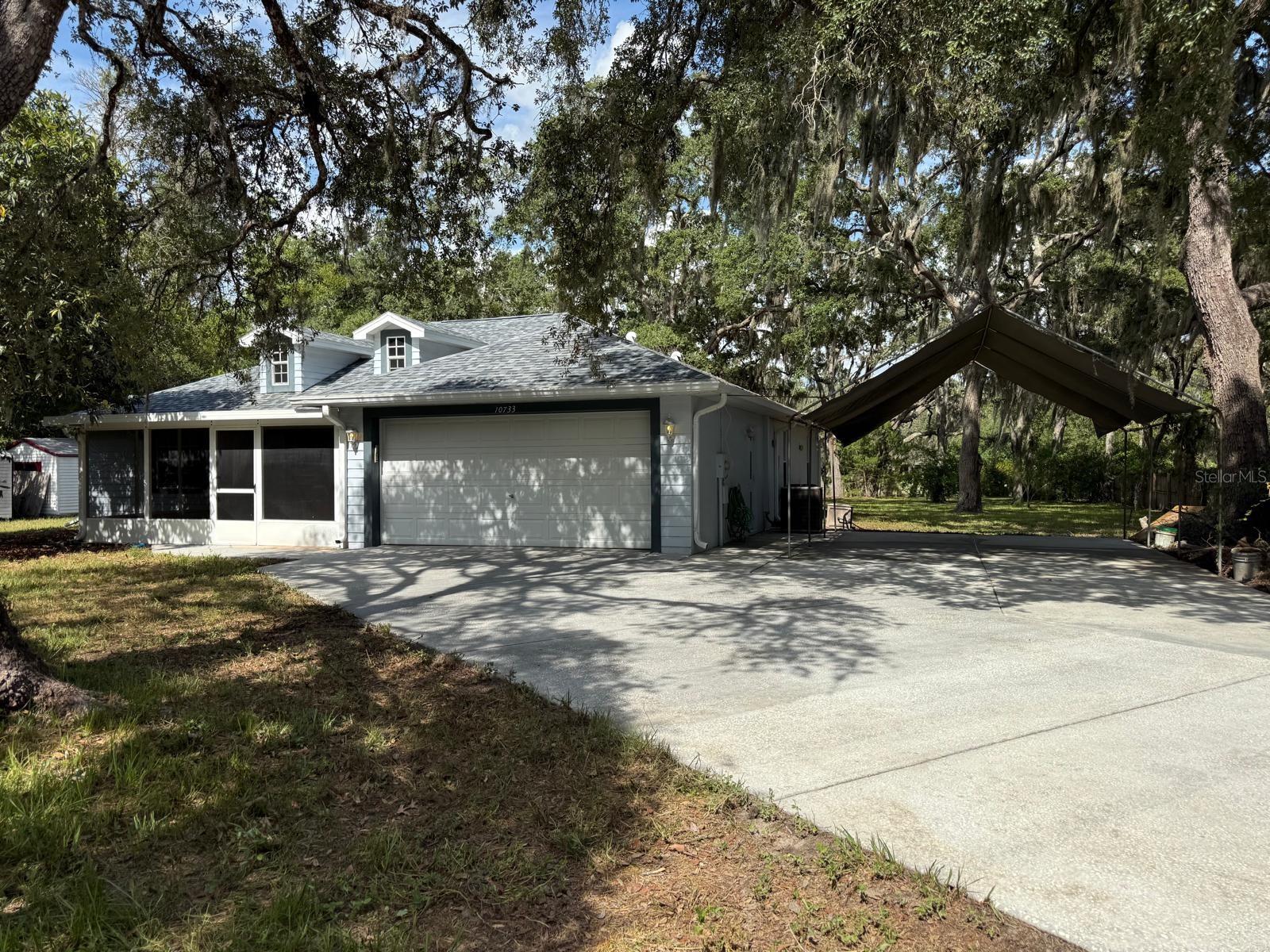 10733 OAK DRIVE