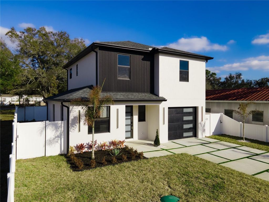 Photo of 12905 Worchester Avenue, Tampa, FL 33624 (MLS # TB8477572)