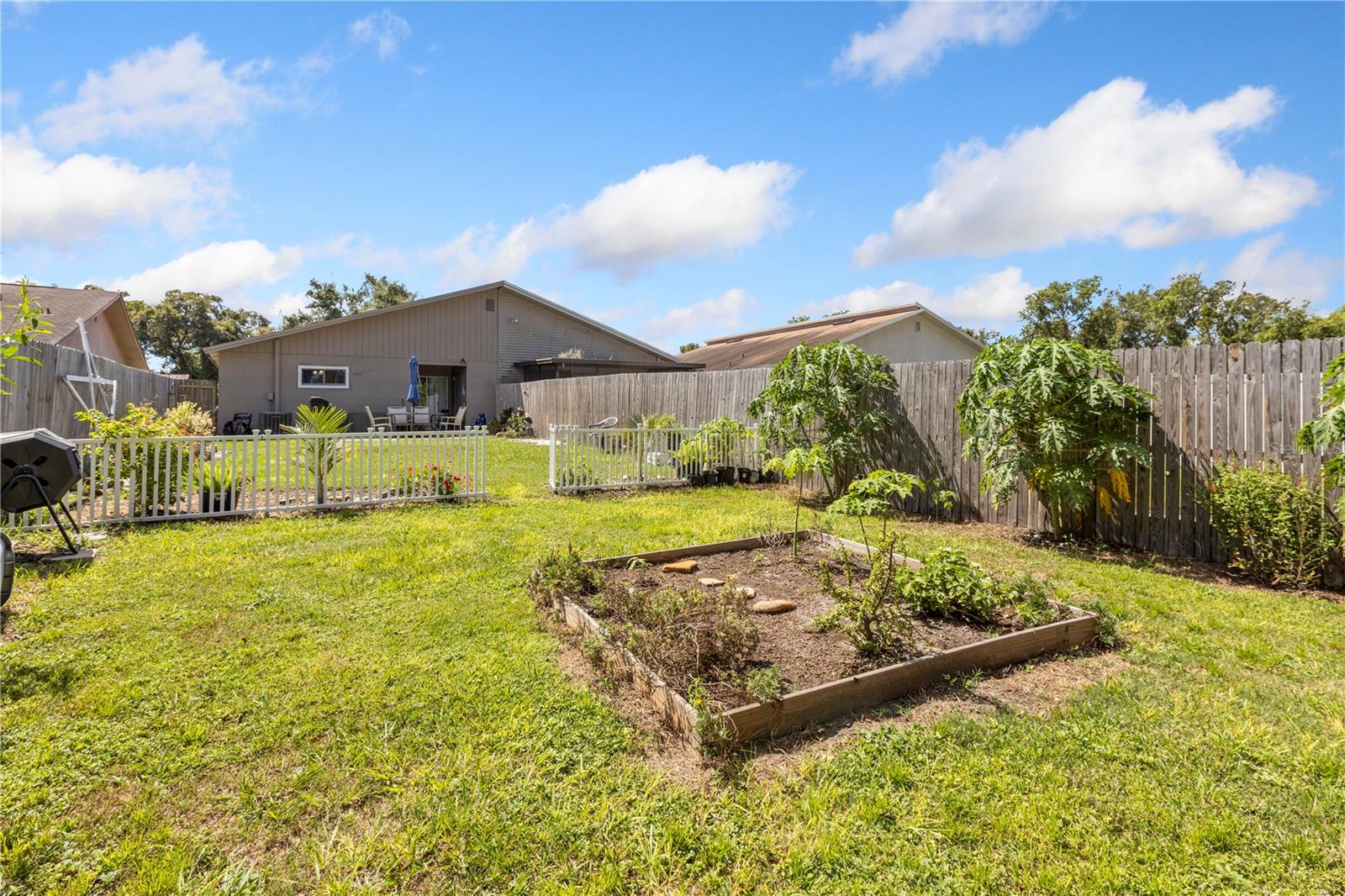 LAKE PADGETT SOUTH - Residential