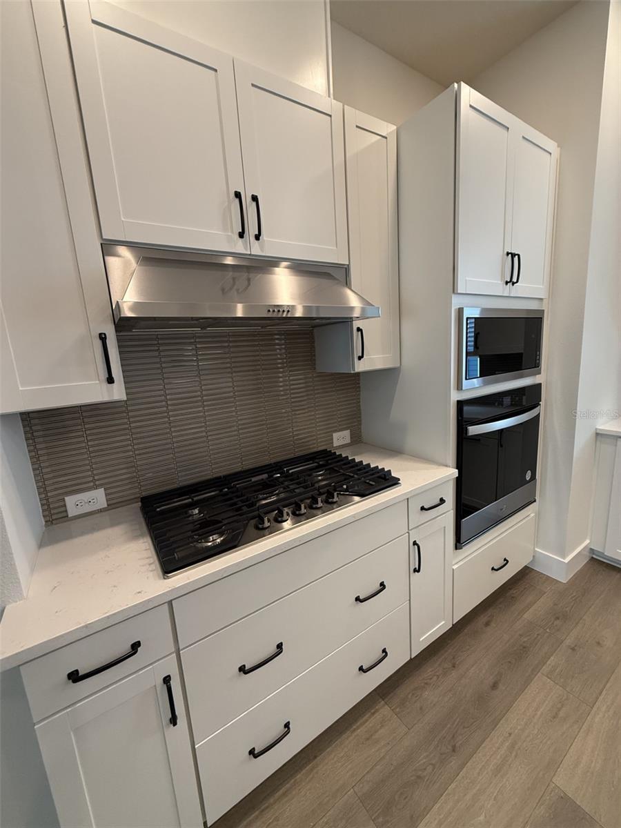 APEX AT SEMINOLE HEIGHTS - Residential Lease