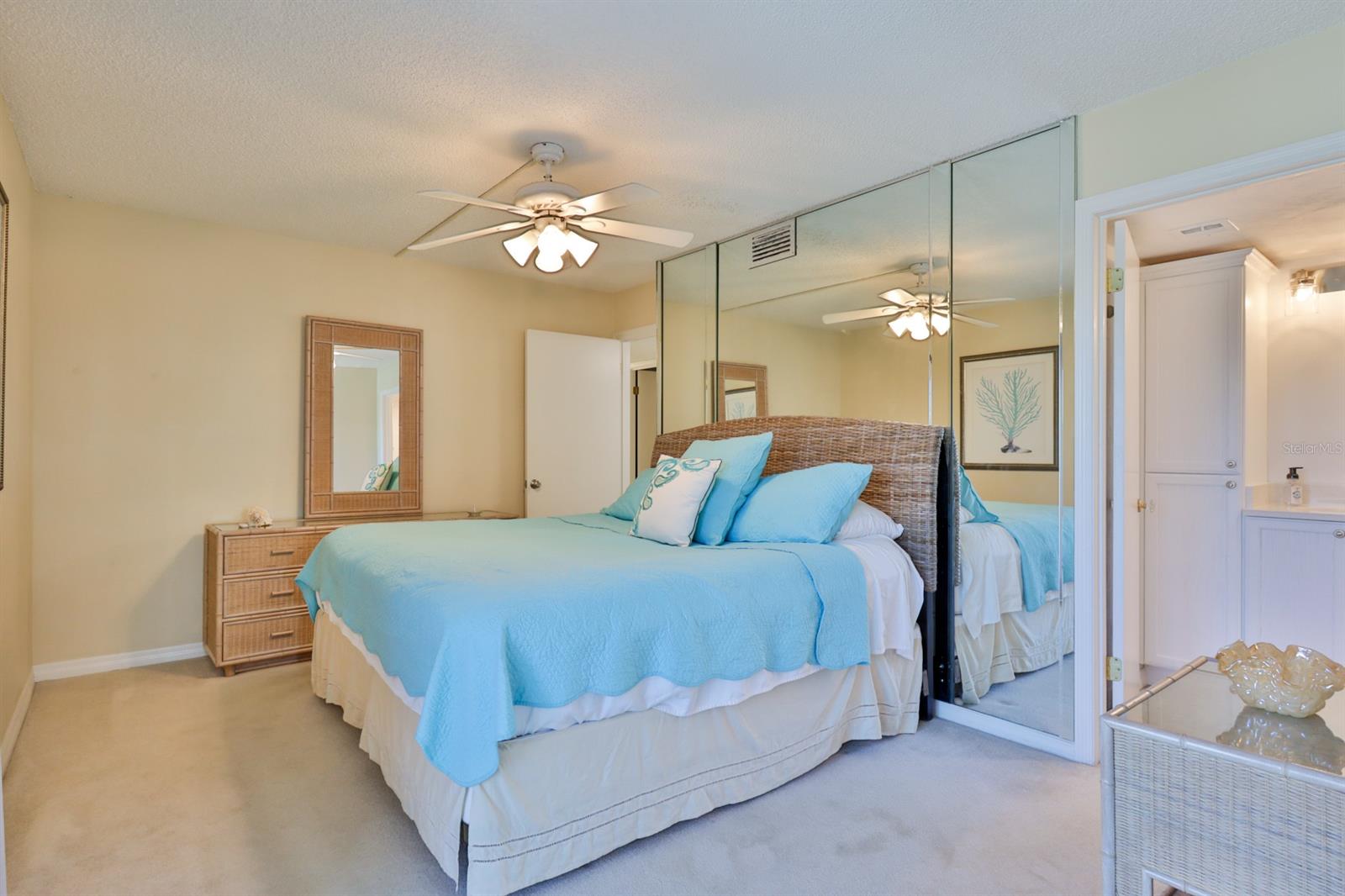 Seascape Towers Condo Ph 01 - Residential