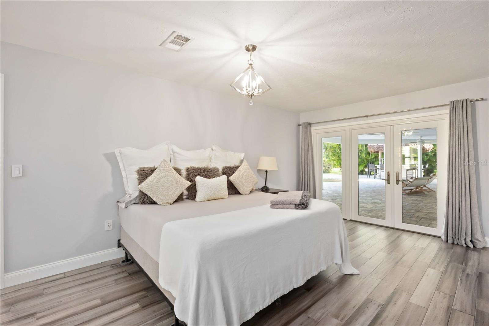 MEADOWS THE - Residential