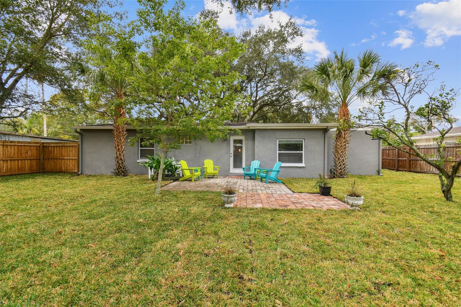 MANHATTAN MANOR REV - Residential Lease