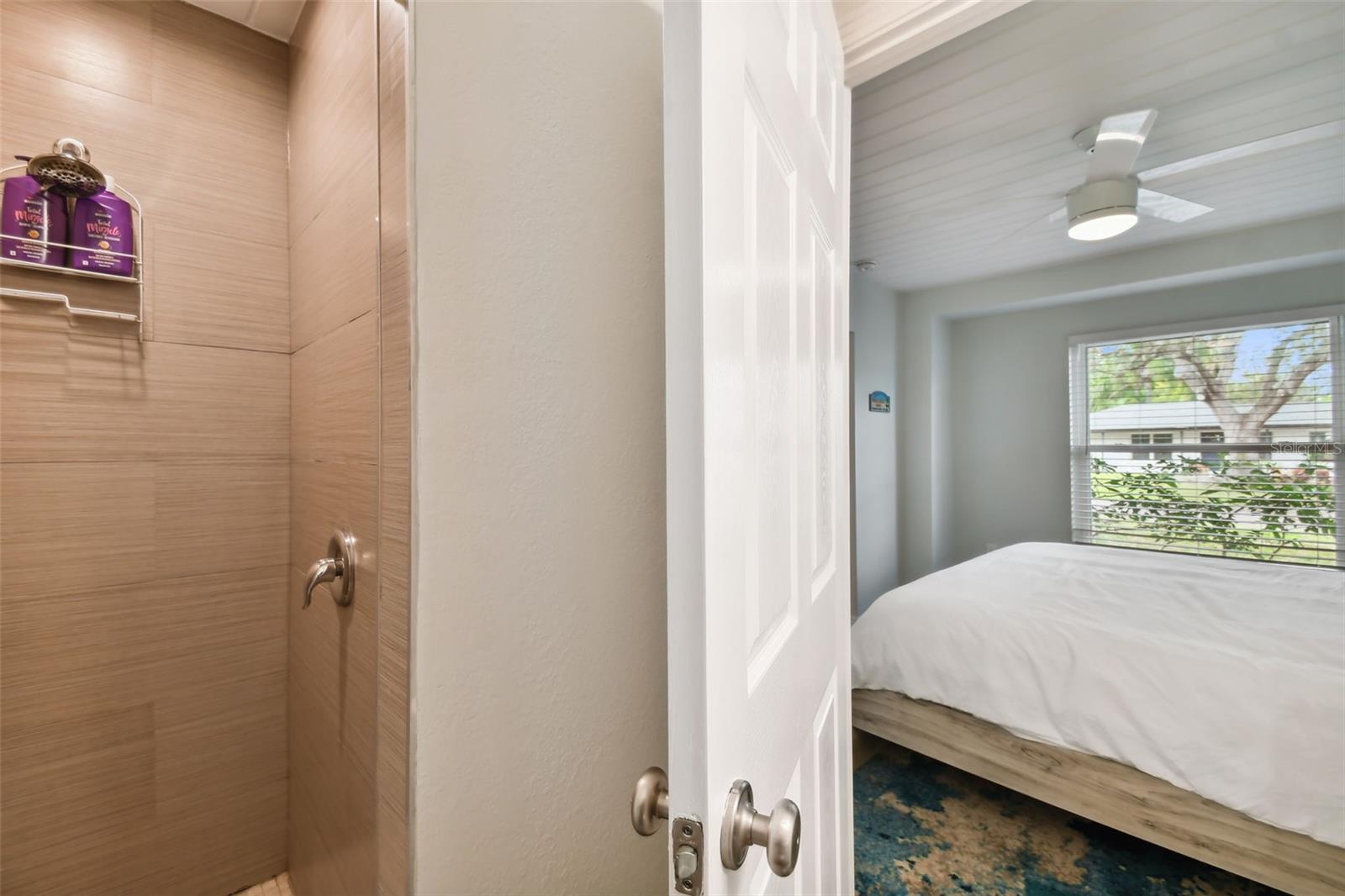 MANHATTAN MANOR REV - Residential Lease