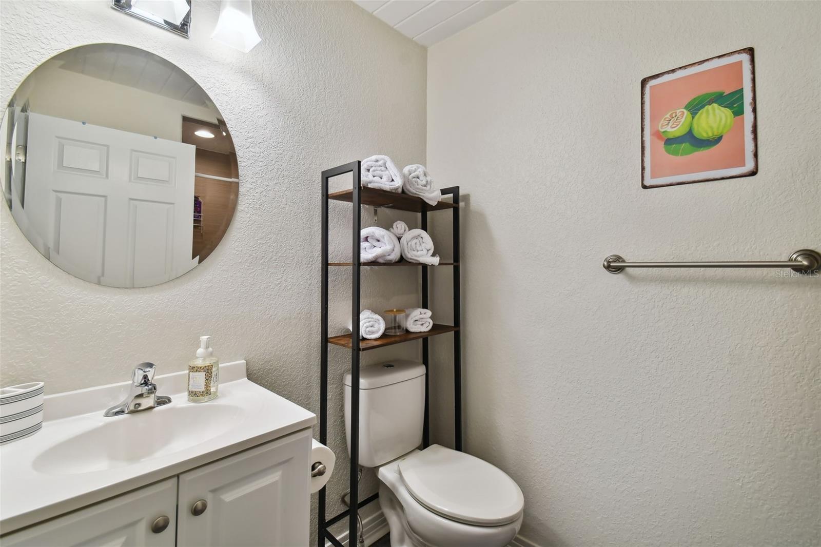 MANHATTAN MANOR REV - Residential Lease