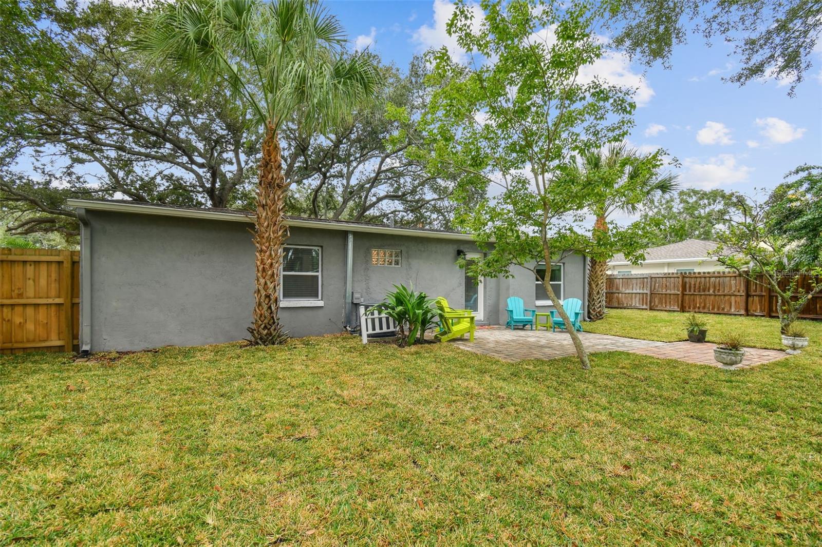 MANHATTAN MANOR REV - Residential Lease