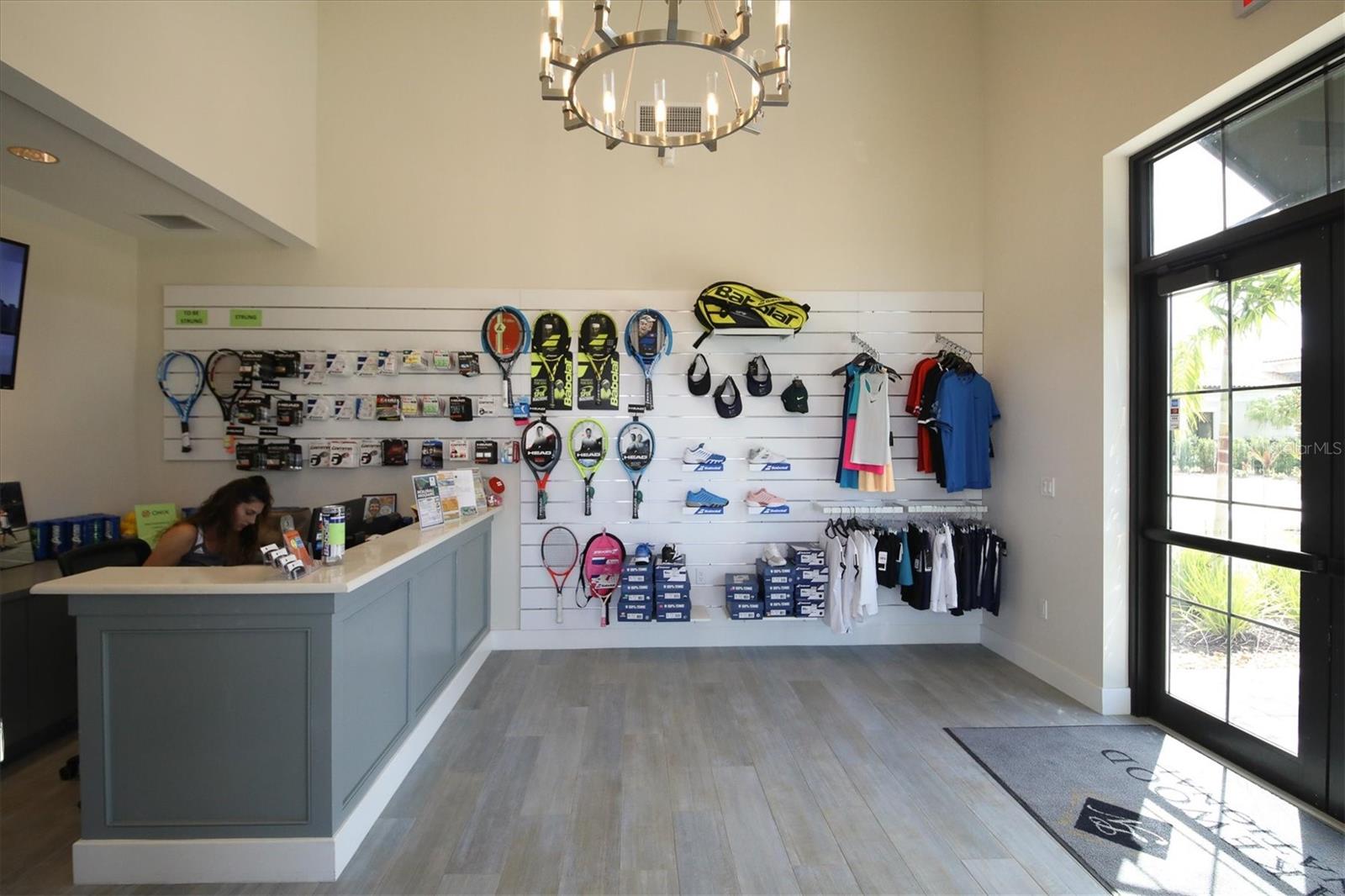 LAKEWOOD NATIONAL COACH HOMES III - Residential