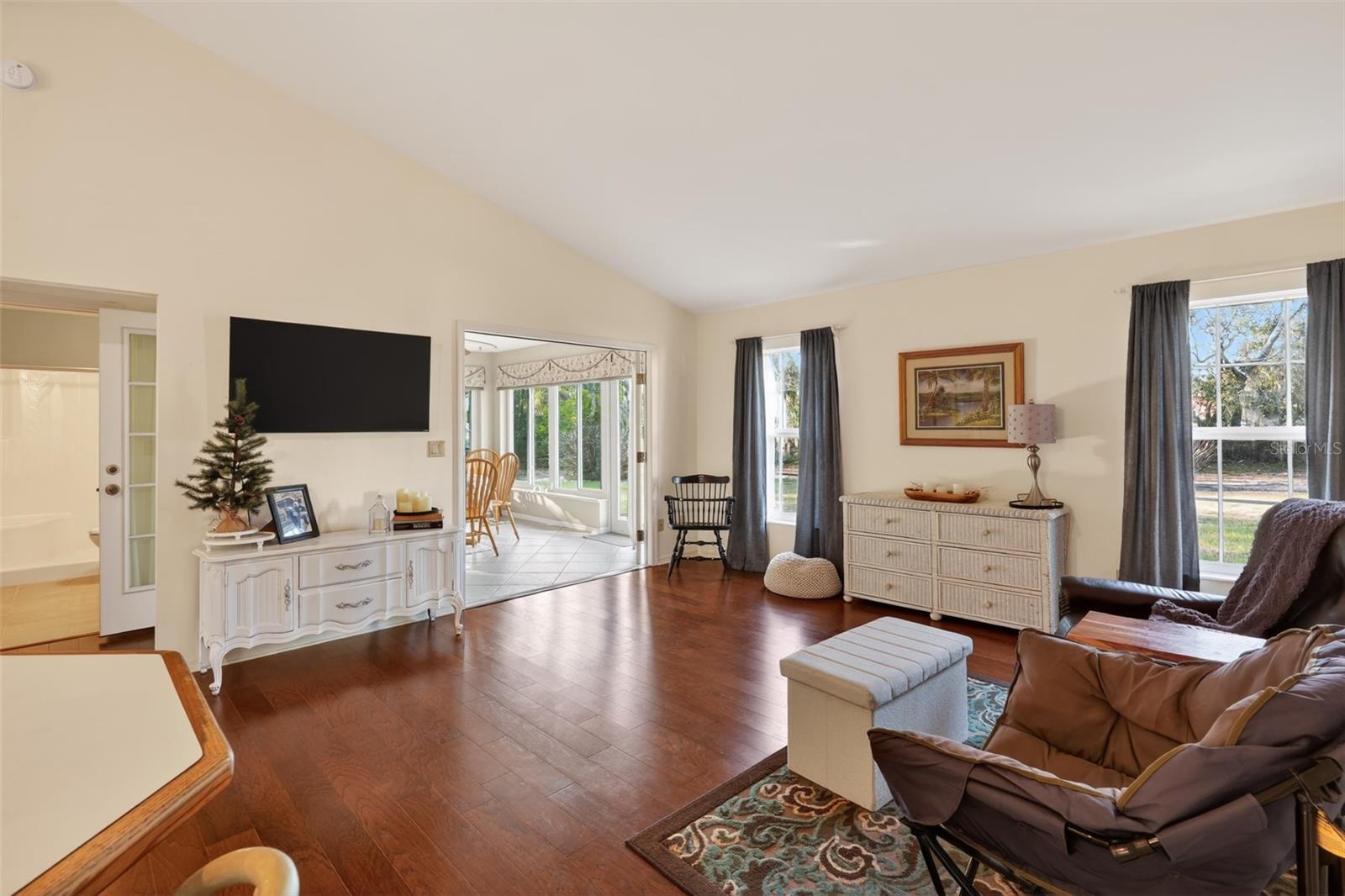 WHIP O WILL HILL - Residential