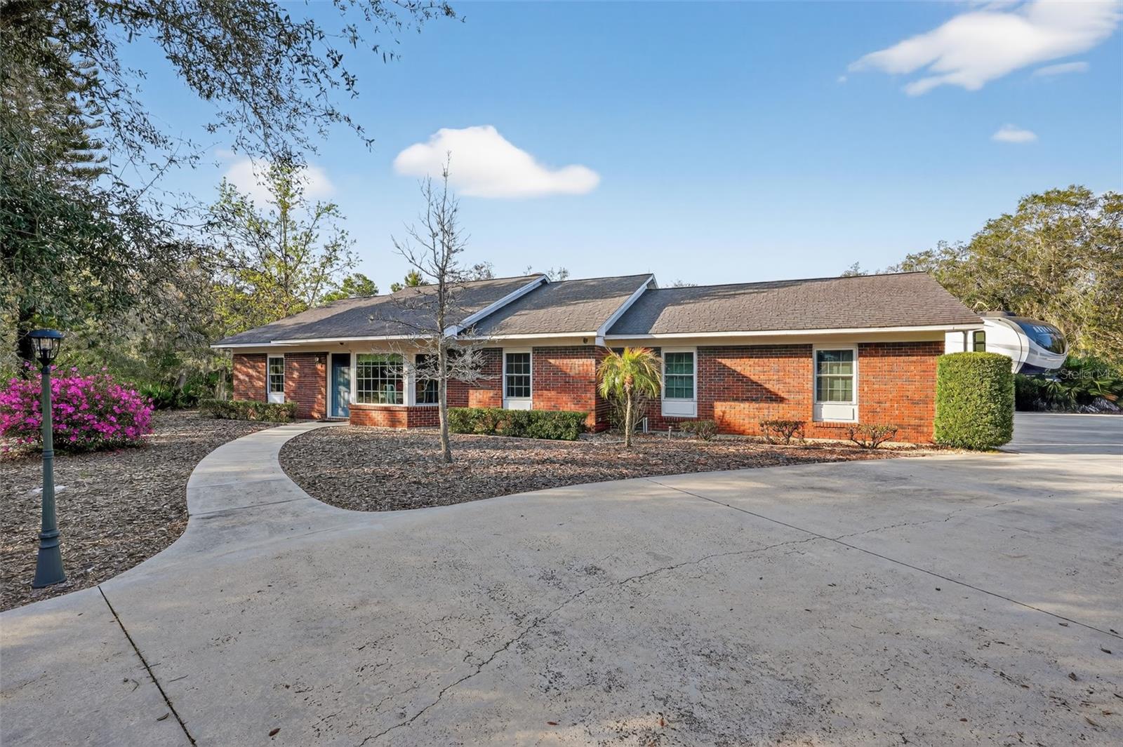 WHIP O WILL HILL - Residential