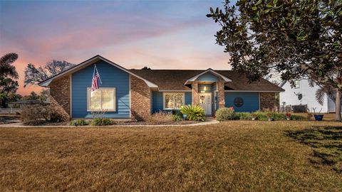 Photo of 6727 Nells Way, Lakeland, FL 33813 (MLS # L4959402)