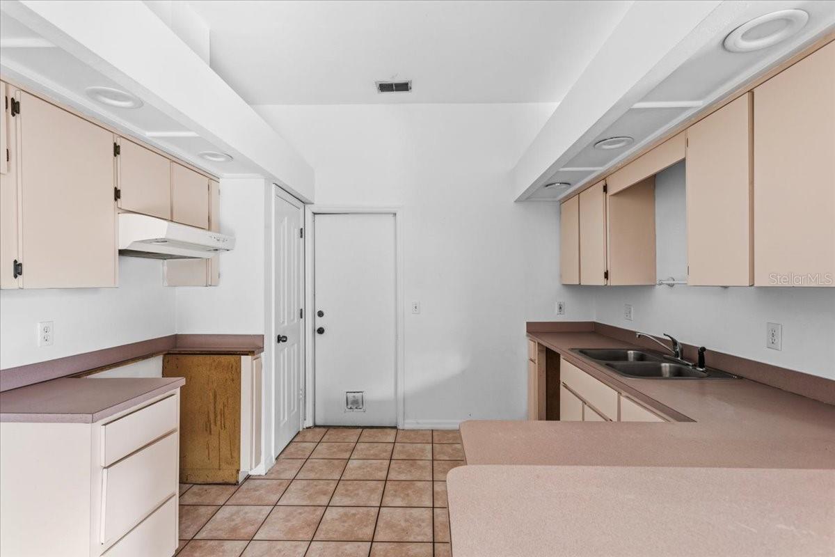 SUTTERS LANDING PH III - Residential