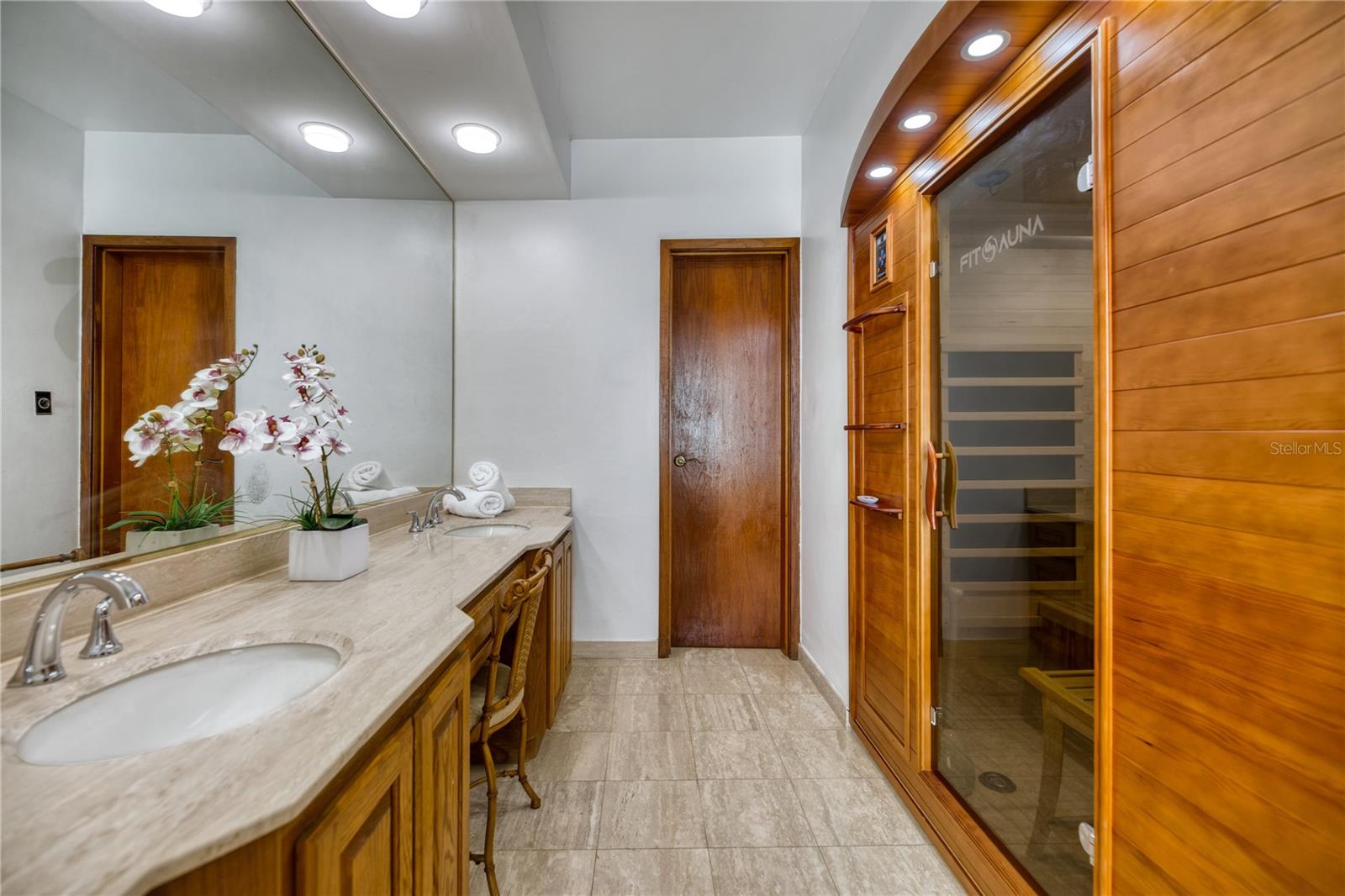 DORADO BEACH - Residential