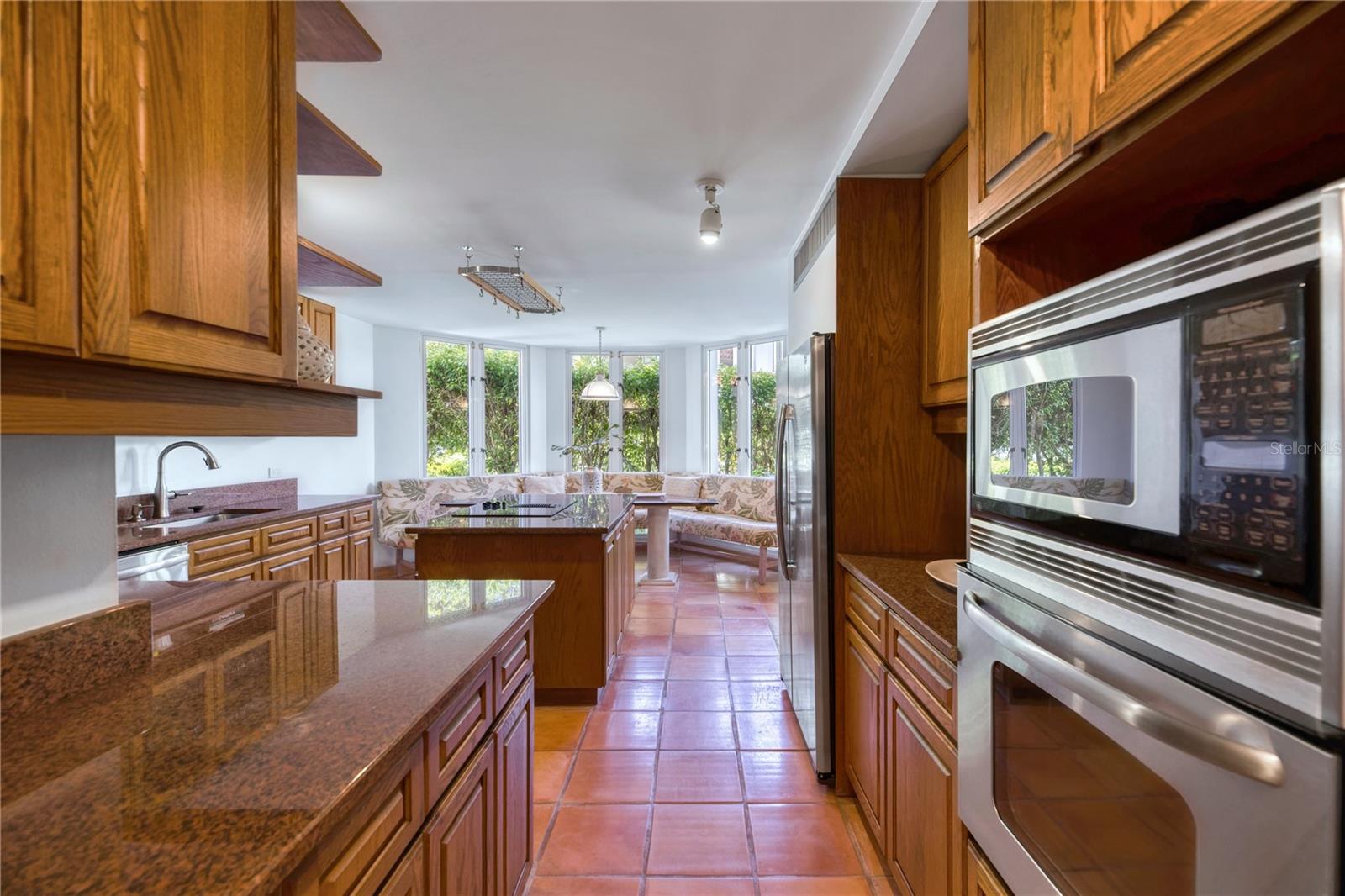 DORADO BEACH - Residential